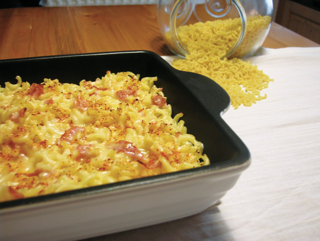 Gegratineerde macaroni met Vacherin Fribourgeois AOP