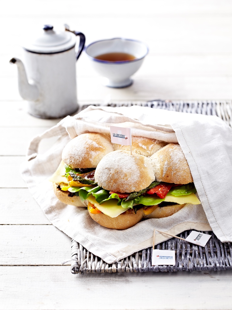 Kransbrood met gegrilde groenten en Gruyère AOP