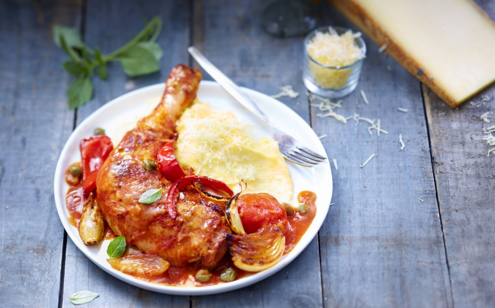 Kip cacciatore met puree van polenta, gegratineerd met gruyère AOP Réserve