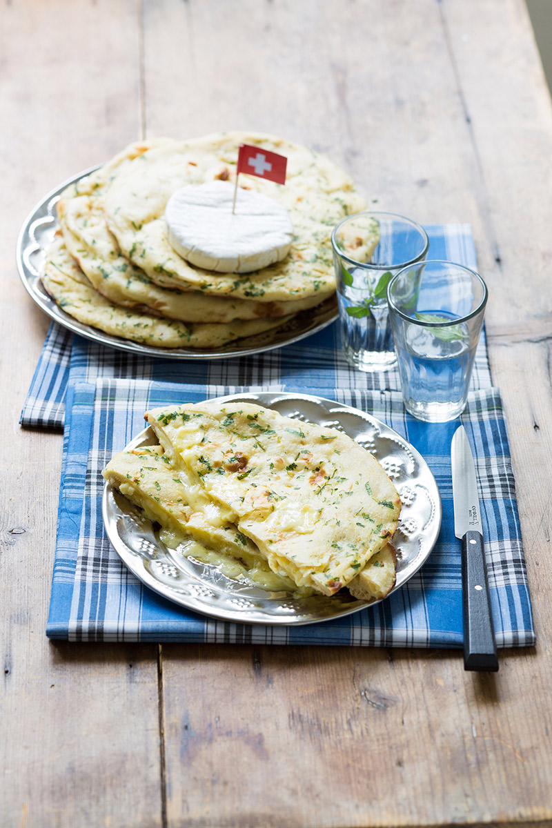 Cheese naanbrood met Tomme Vaudoise