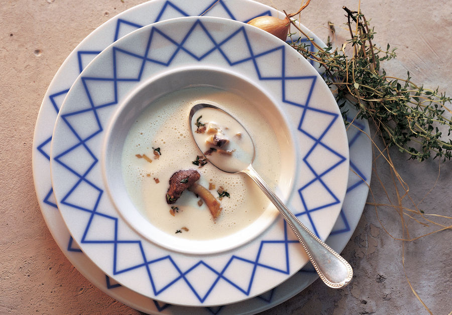 Vacherin Fribourgeois AOP-soep met gebakken eekhoorntjesbrood